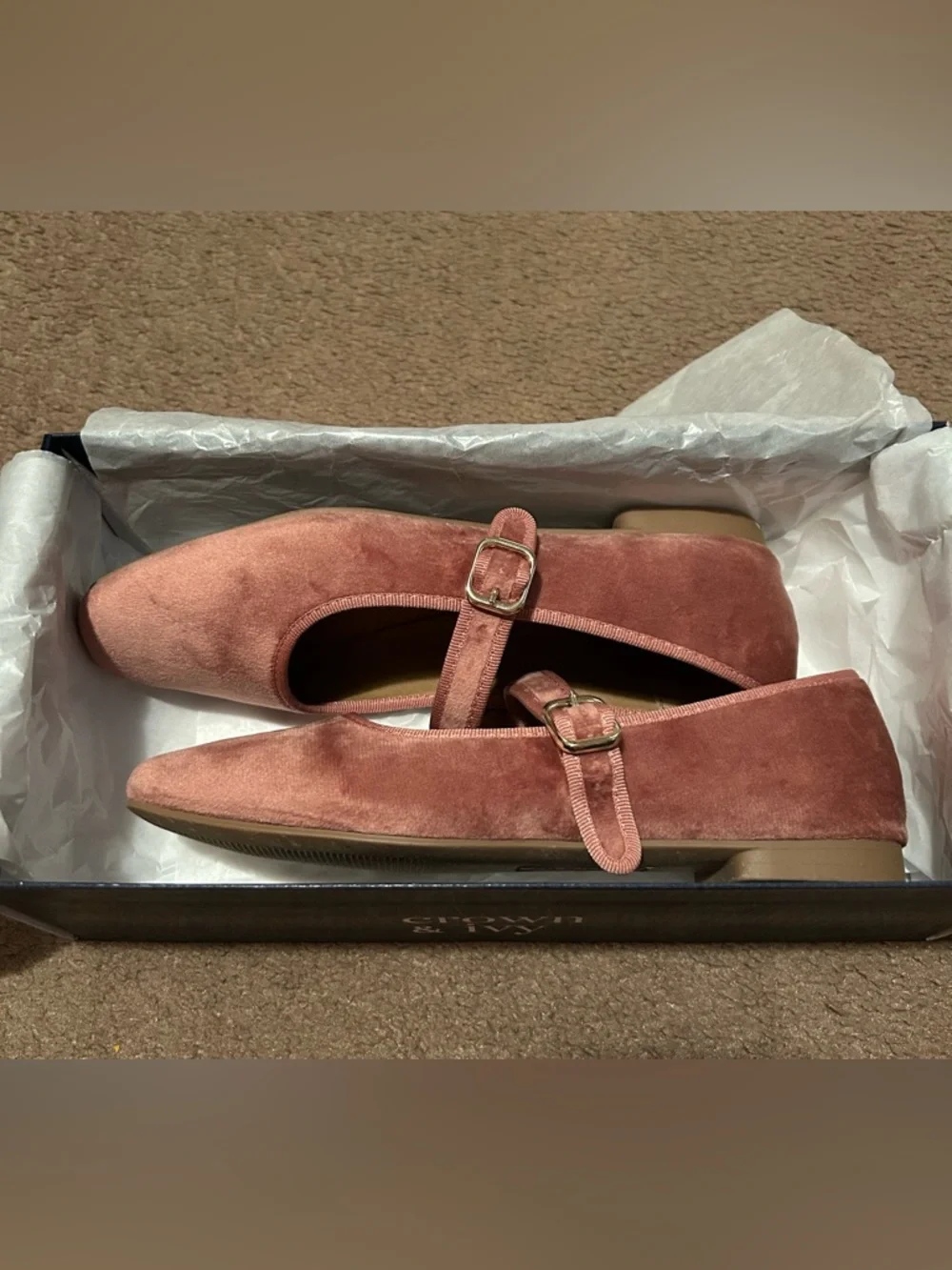 Crown & Ivy Bellevue Mary Jane Flats